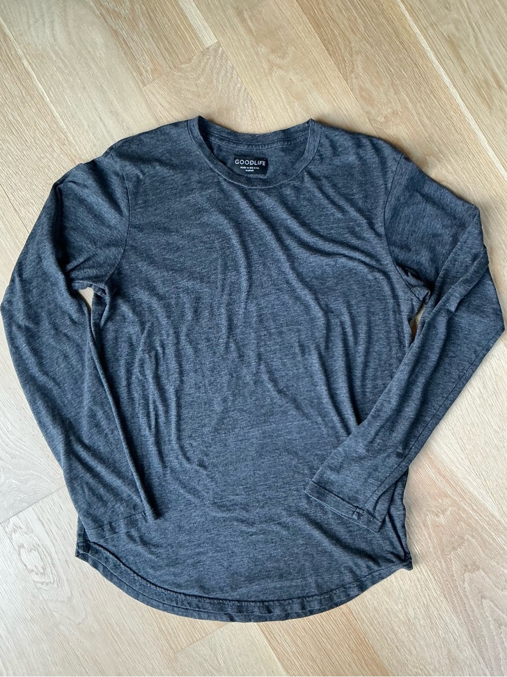 Goodlife Triblend Scallop Long Sleeve T-Shirt Heather Charcoal Men’s Size Medium